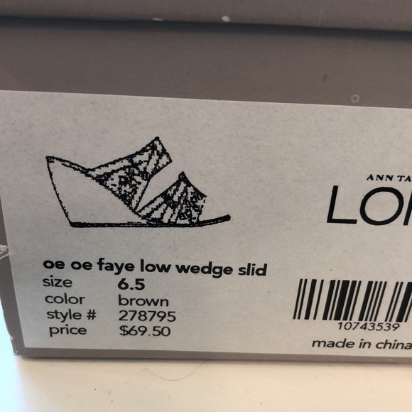 ANN TAYLOR LOFT Leather Sandals - Picture 9 of 16